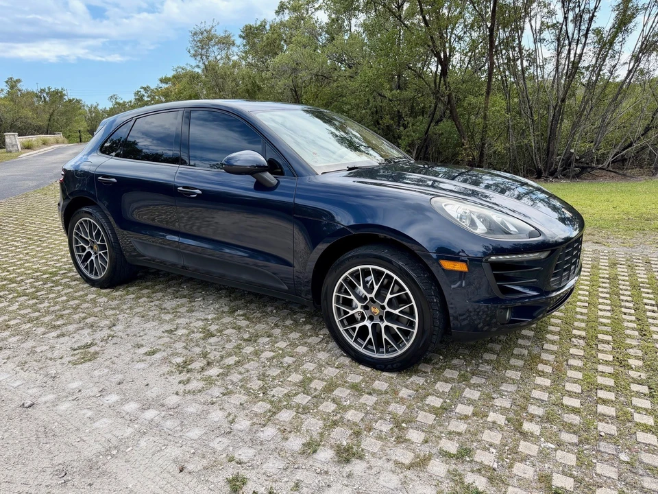 2017 Porsche Macan - Image 4 of 31