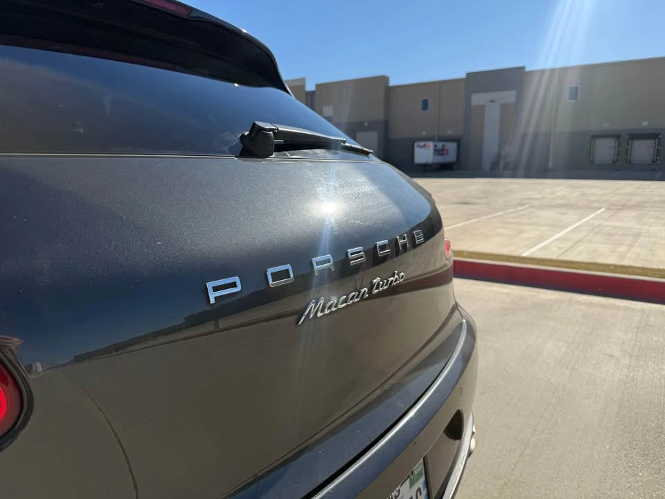 2017 Porsche Macan - Image 7 of 14