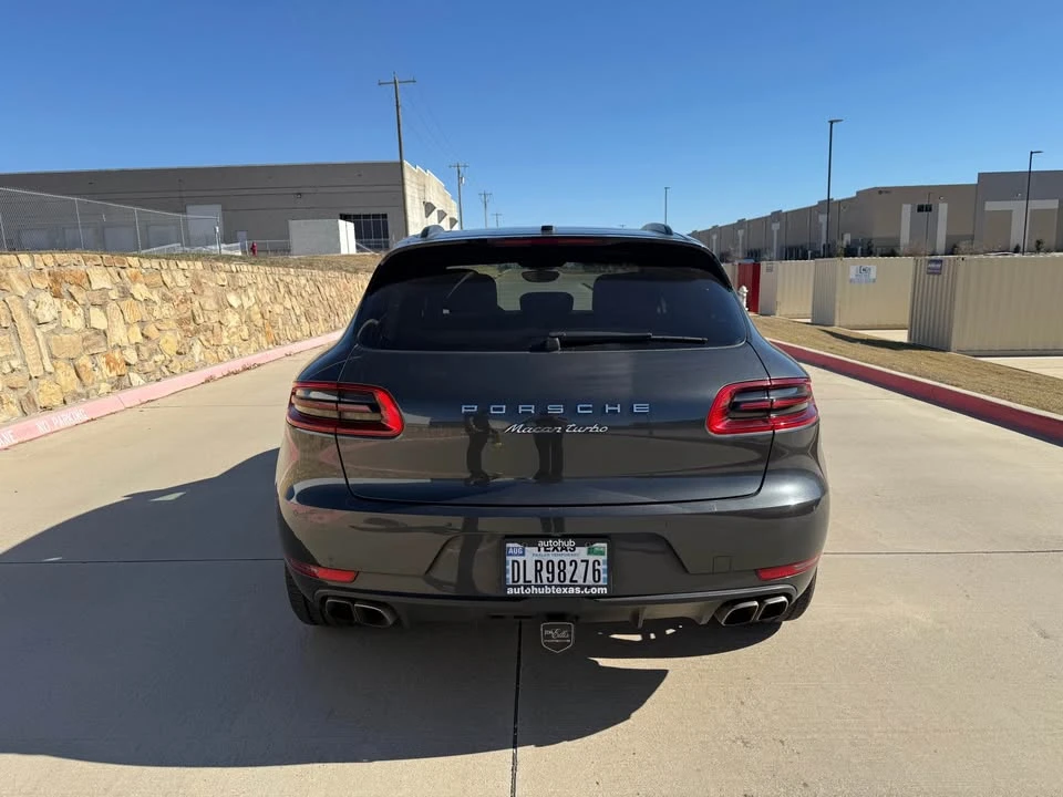 2017 Porsche Macan - Image 5 of 14