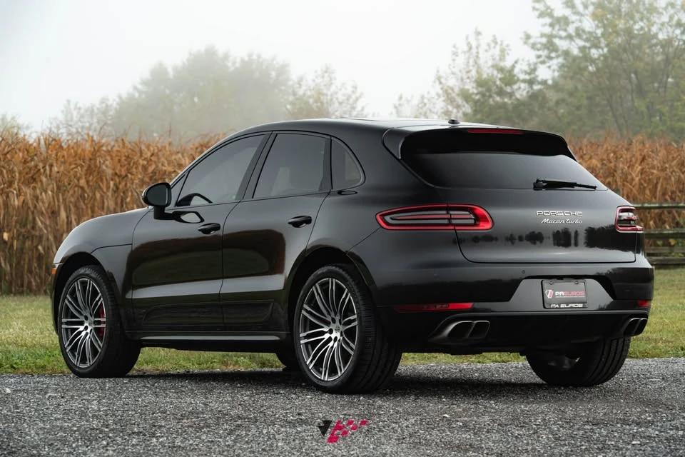 2017 Porsche Macan Turbo - Image 8 of 20