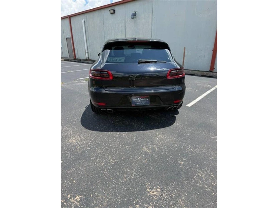 2017 Porsche Macan - Image 11 of 31