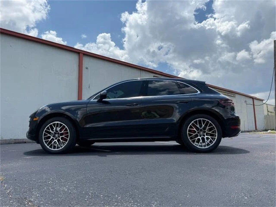 2017 Porsche Macan - Image 6 of 31