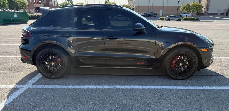 2017 Porsche Macan - Image 3 of 15