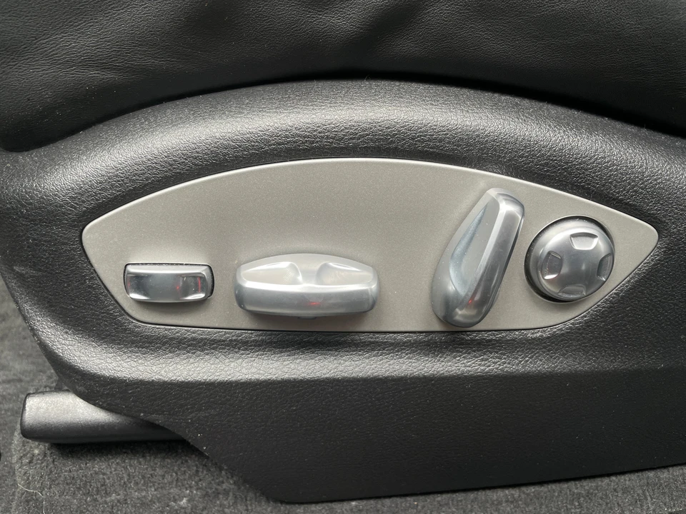 2017 Porsche Macan - Image 10 of 22