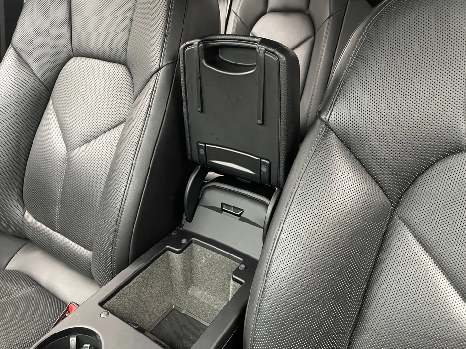 2017 Porsche Macan - Image 15 of 22