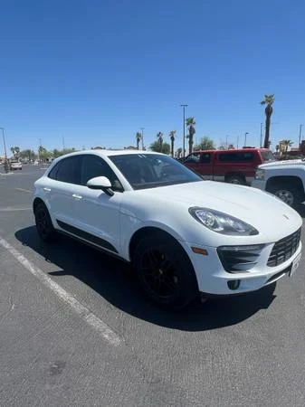 2017 Porsche Macan - Image 4 of 10
