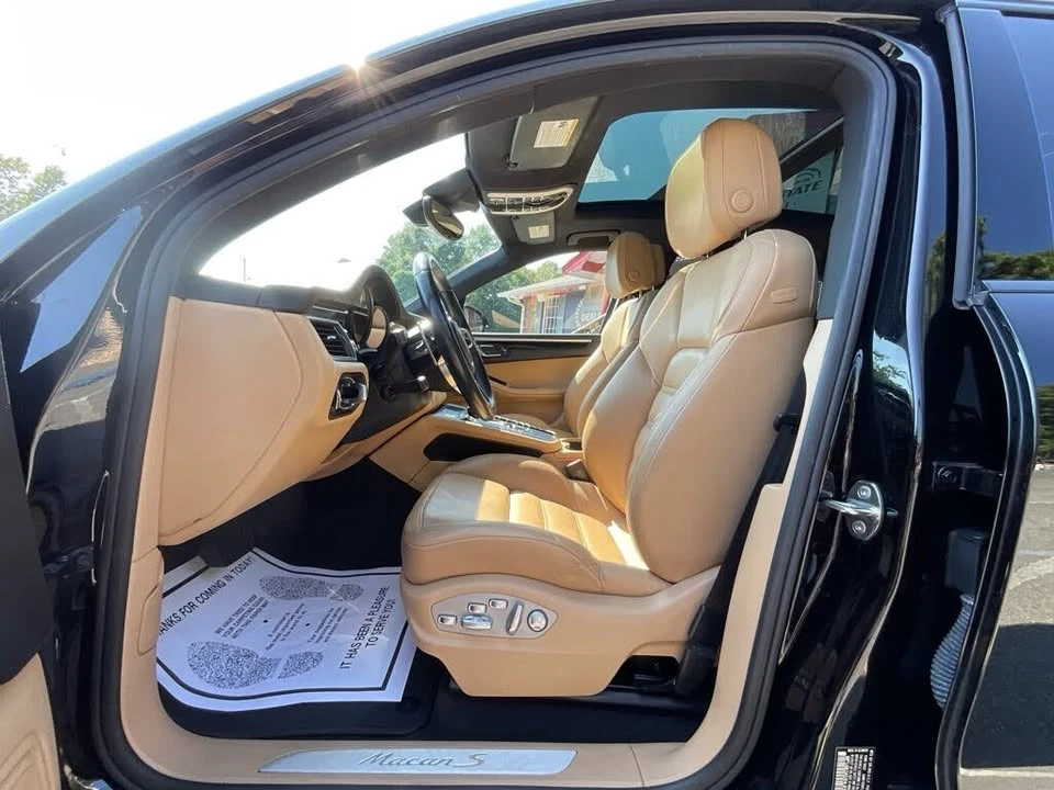 2017 Porsche Macan - Image 5 of 20