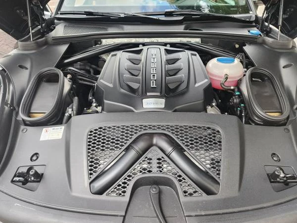 2017 Porsche Macan S - Image 17 of 19