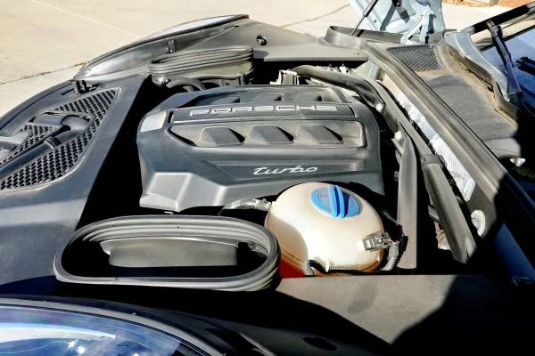 2017 Porsche Macan Turbo - Image 11 of 12