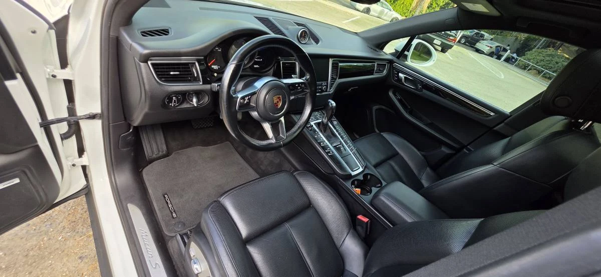 2017 Porsche Macan S - Image 9 of 24