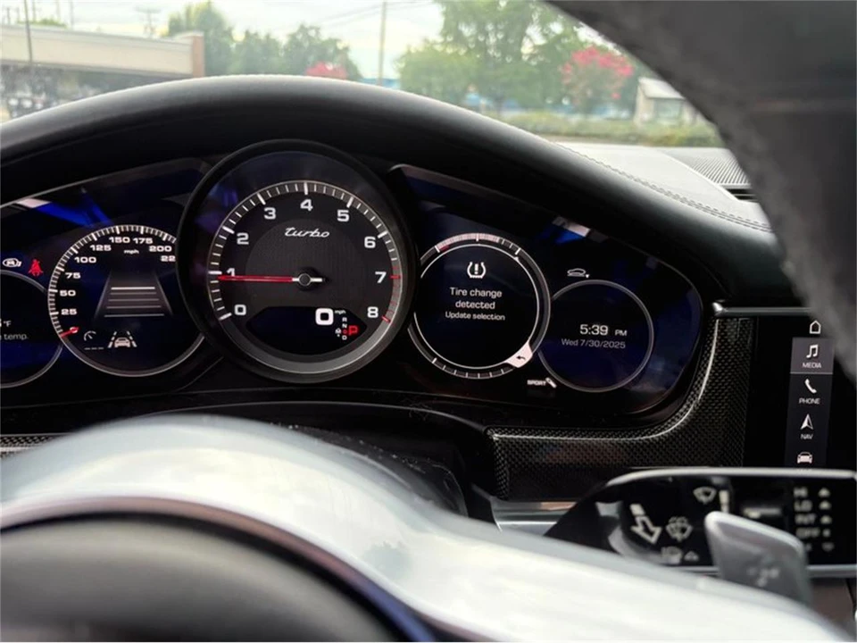 2017 Porsche 971 Panamera - Image 13 of 31