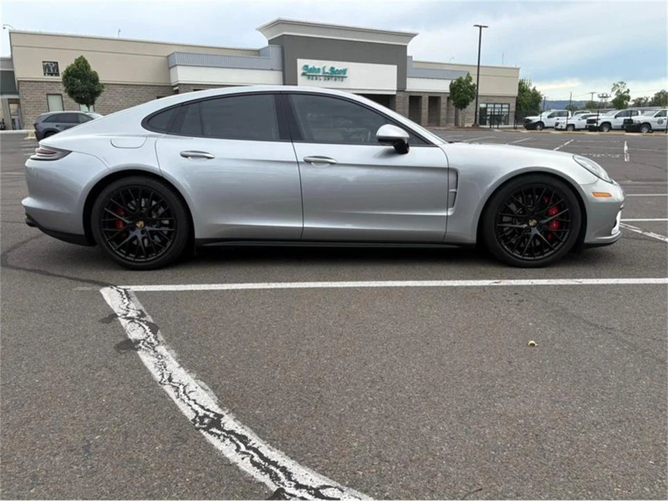 2017 Porsche 971 Panamera - Image 4 of 31