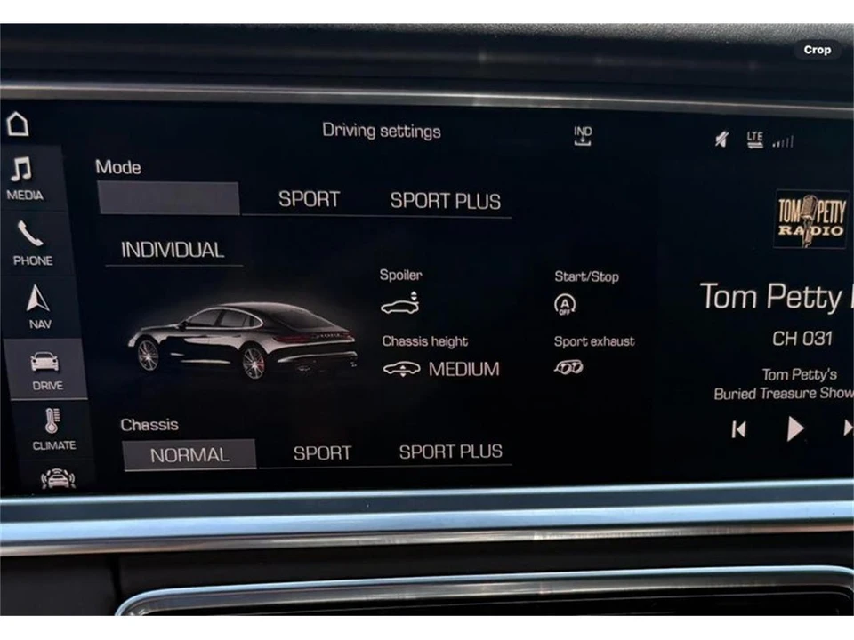 2017 Porsche 971 Panamera - Image 31 of 31