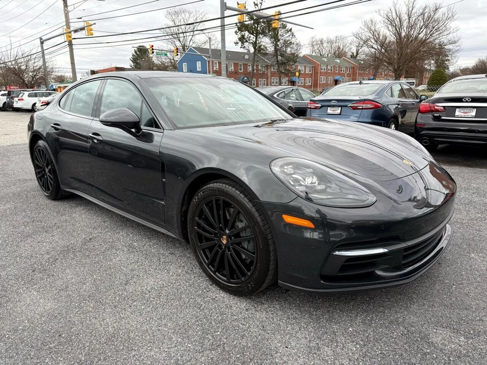 2017 Porsche 971 Panamera - Image 16 of 20