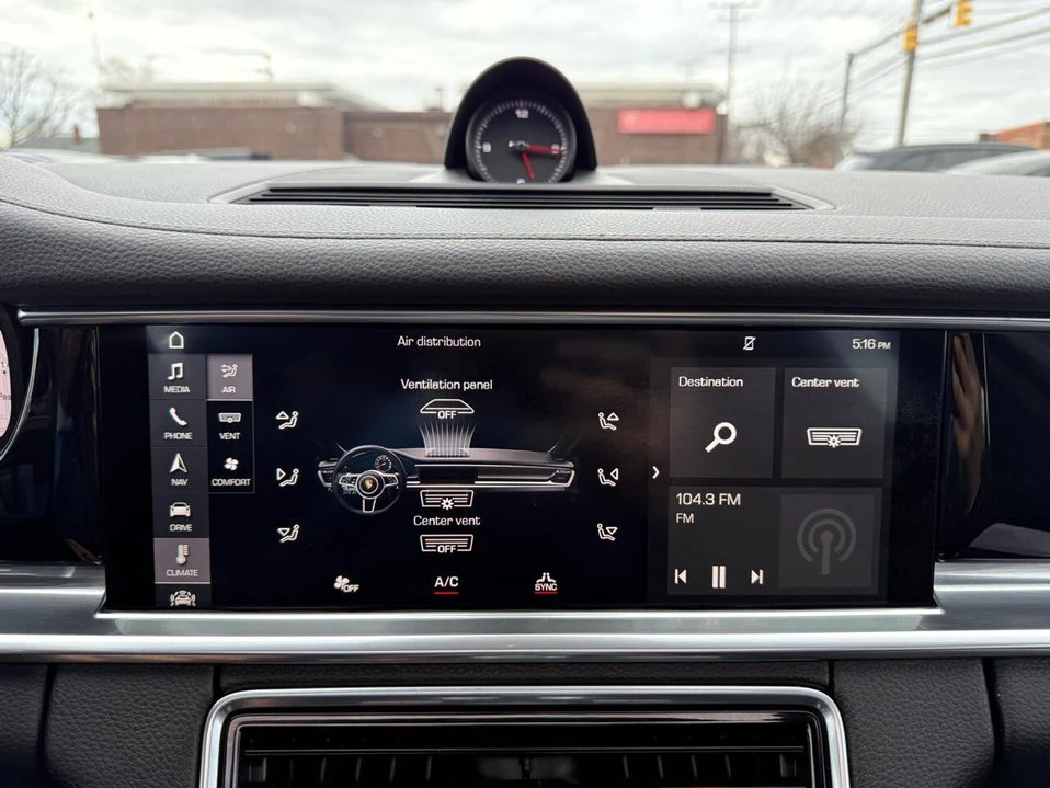 2017 Porsche 971 Panamera - Image 19 of 20