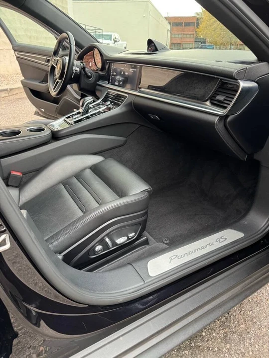 2017 Porsche 971 Panamera - Image 11 of 16