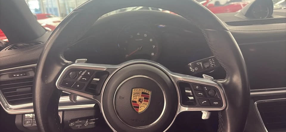 2017 Porsche 971 Panamera - Image 4 of 7