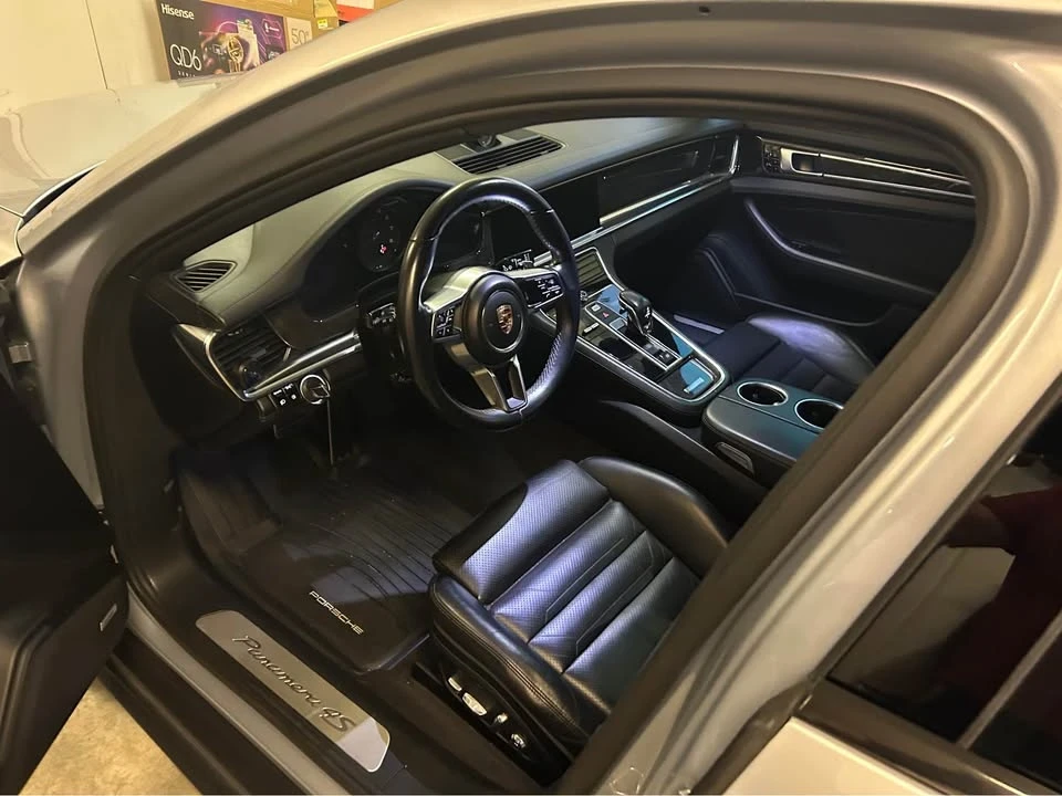 2017 Porsche 971 Panamera - Image 4 of 4