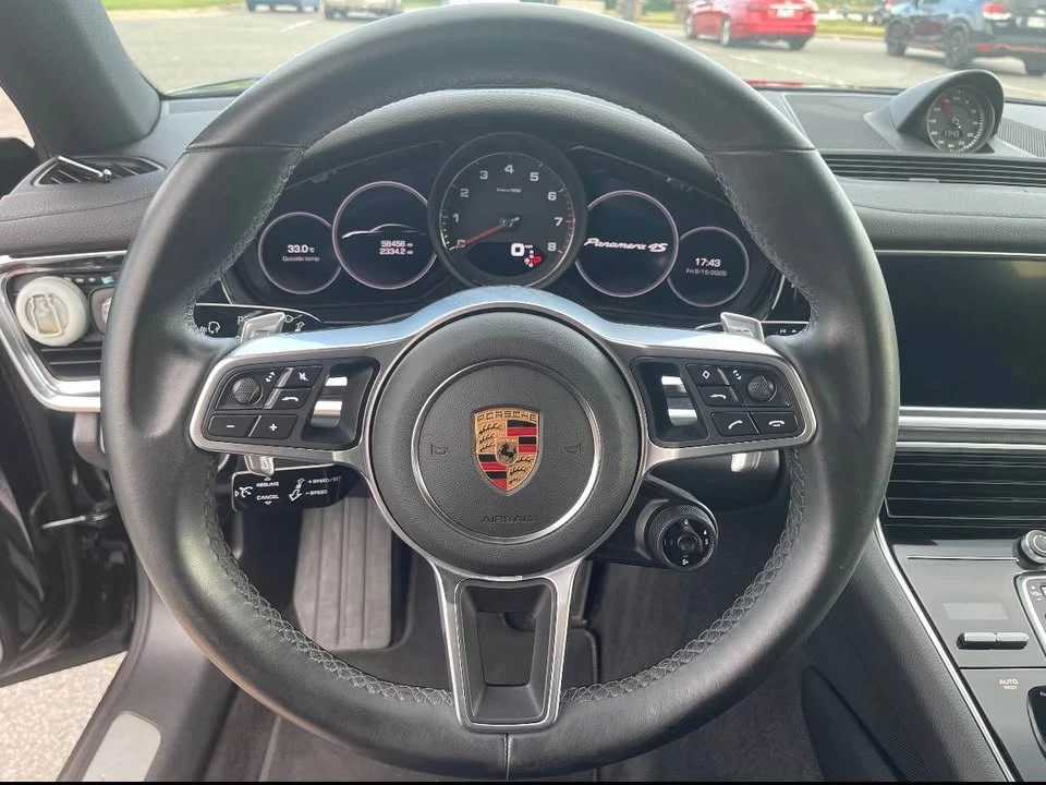 2017 Porsche 971 Panamera - Image 6 of 13