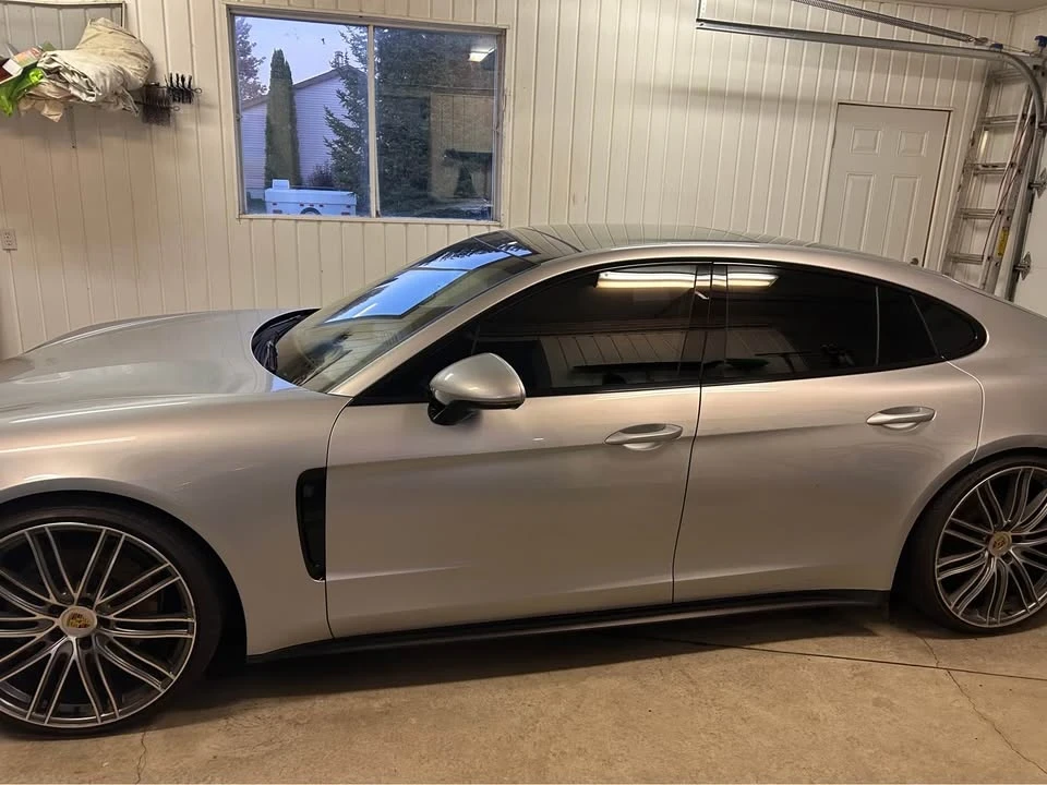 2017 Porsche 971 Panamera - Image 3 of 4