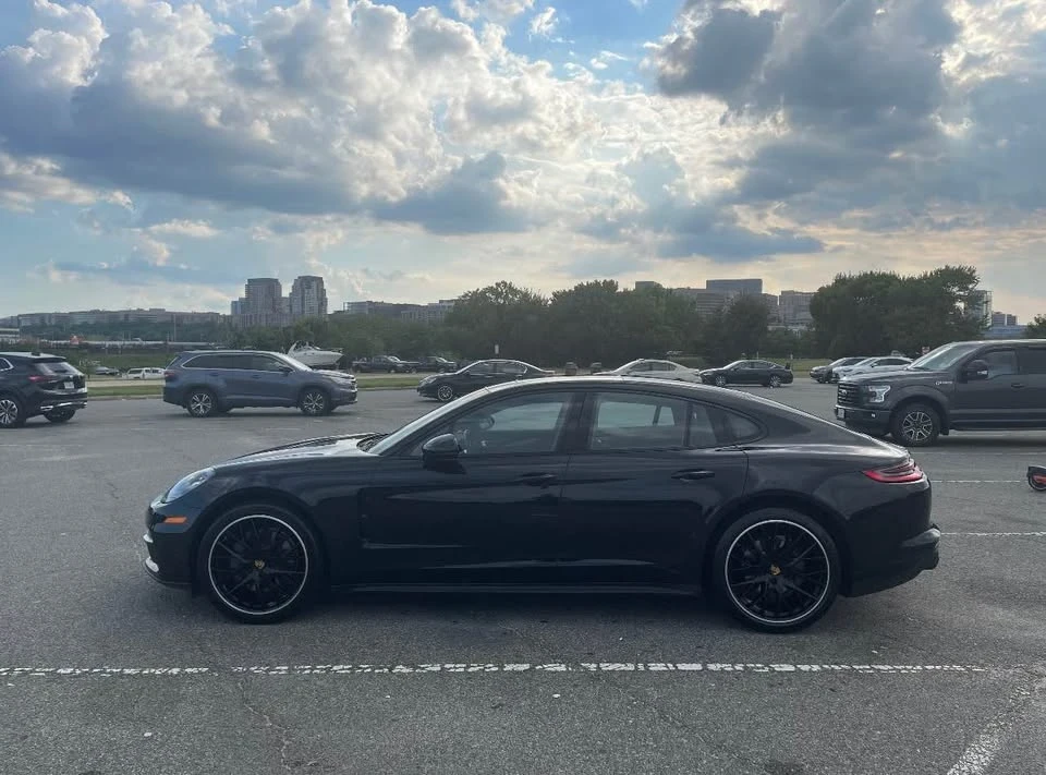 2017 Porsche 971 Panamera - Image 2 of 13