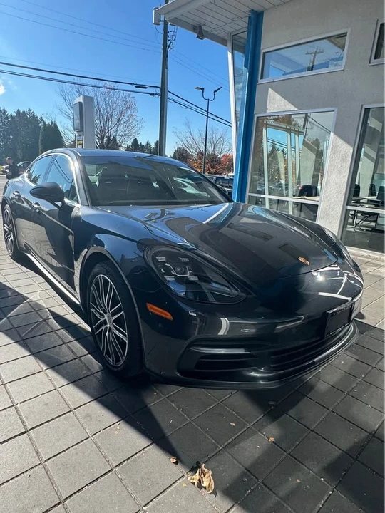2017 Porsche 971 Panamera - Image 2 of 10