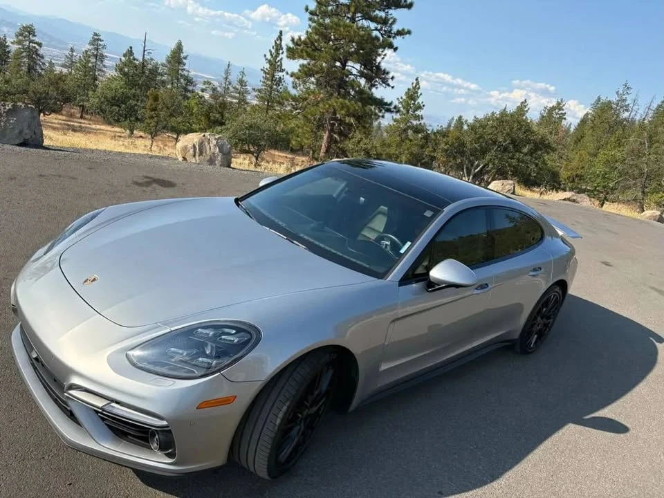 2017 Porsche 971 Panamera - Image 16 of 20