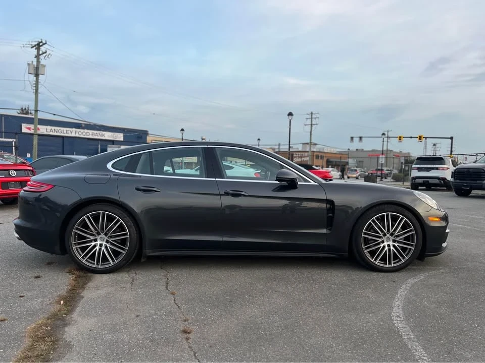 2017 Porsche 971 Panamera - Image 5 of 12