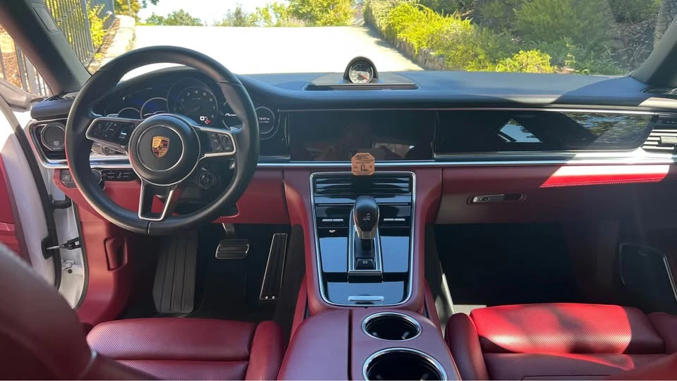 2017 Porsche 971 Panamera - Image 7 of 11