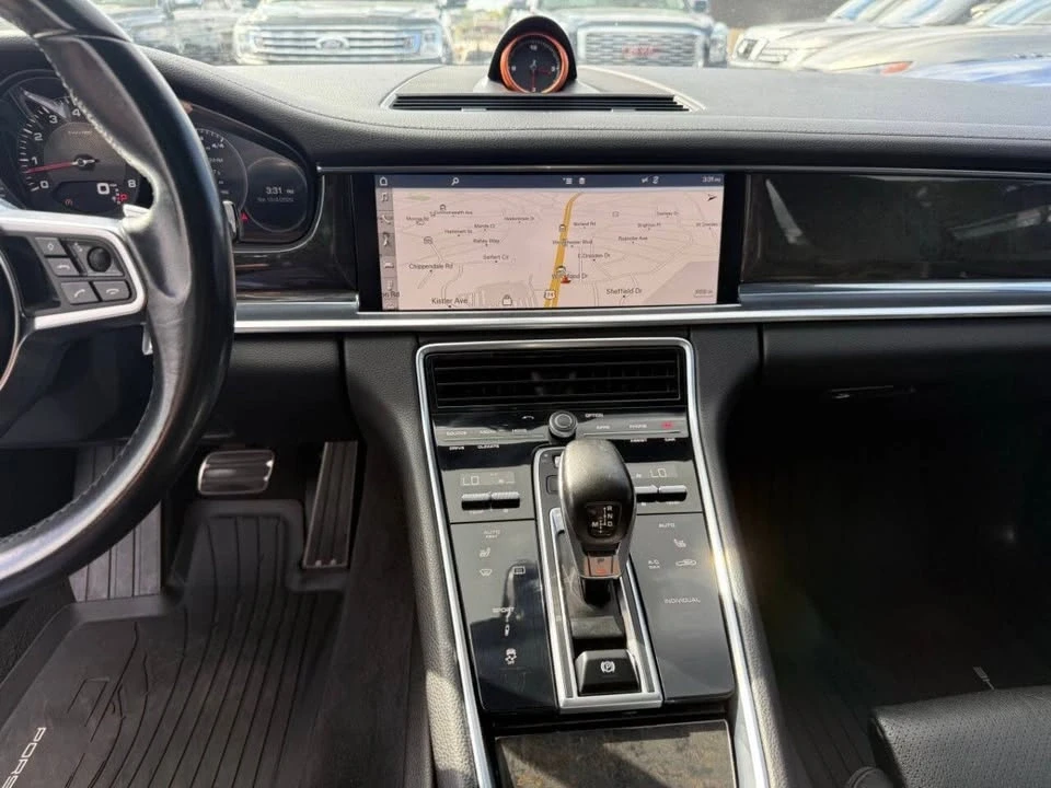 2017 Porsche 971 Panamera - Image 19 of 20