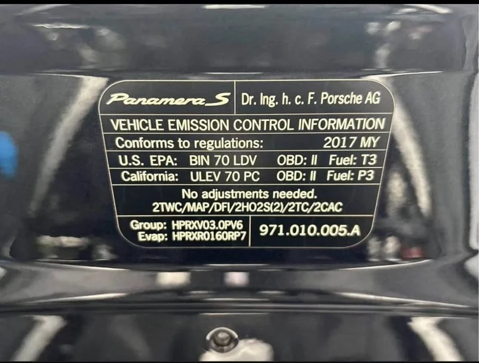 2017 Porsche 971 Panamera - Image 15 of 15