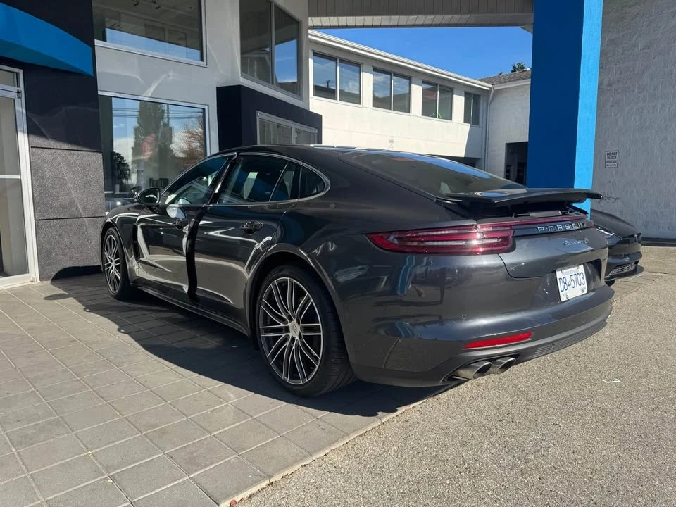 2017 Porsche 971 Panamera - Image 3 of 10