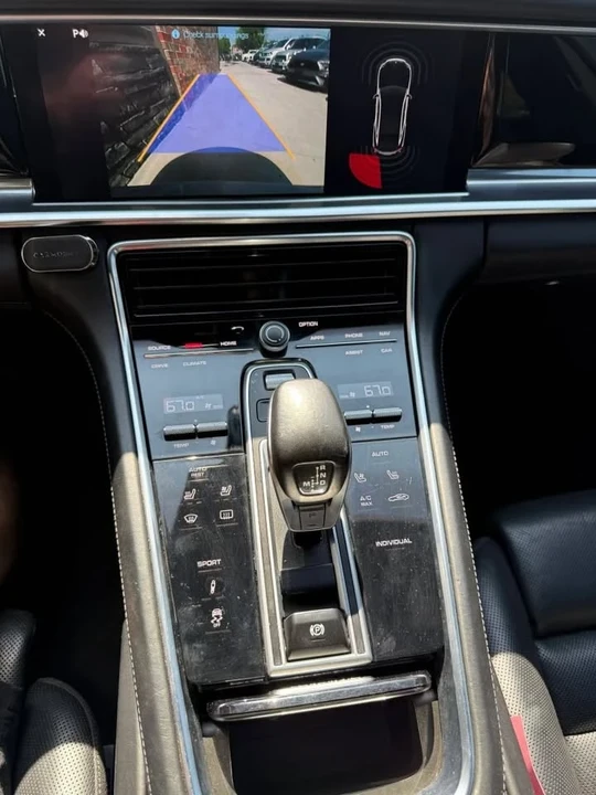 2017 Porsche 971 Panamera - Image 16 of 17