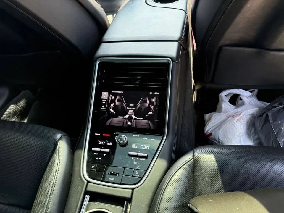 2017 Porsche 971 Panamera - Image 13 of 17