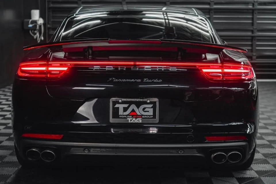 2017 Porsche 971 Panamera - Image 17 of 19