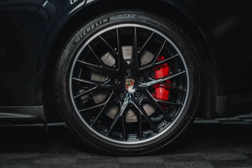 2017 Porsche 971 Panamera - Image 8 of 19
