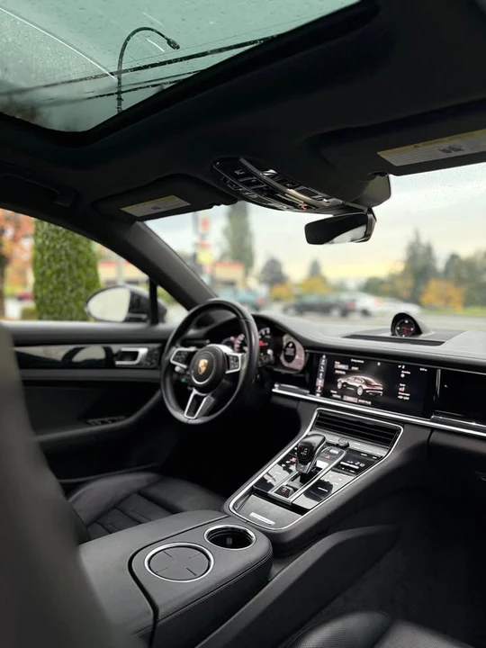 2017 Porsche 971 Panamera - Image 13 of 14