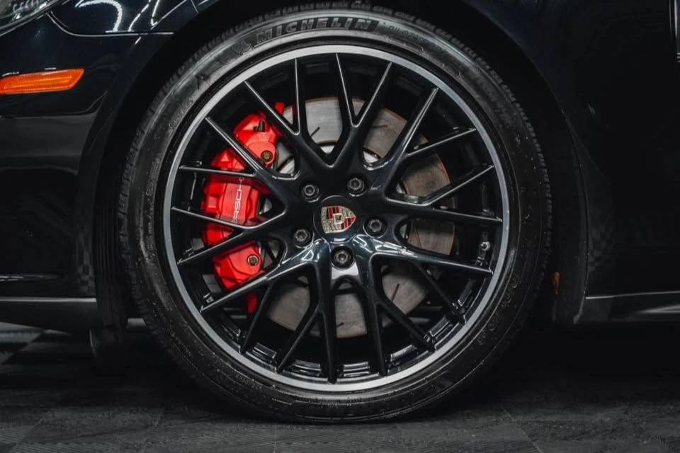 2017 Porsche 971 Panamera - Image 7 of 19