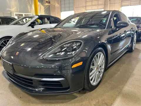 2017 Porsche Panamera