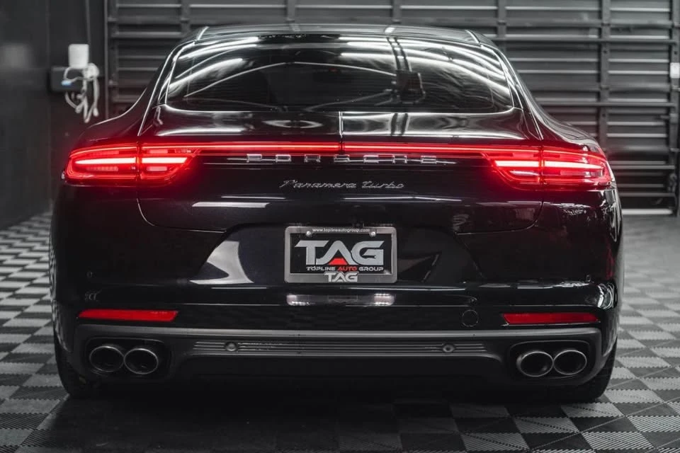 2017 Porsche 971 Panamera - Image 18 of 19