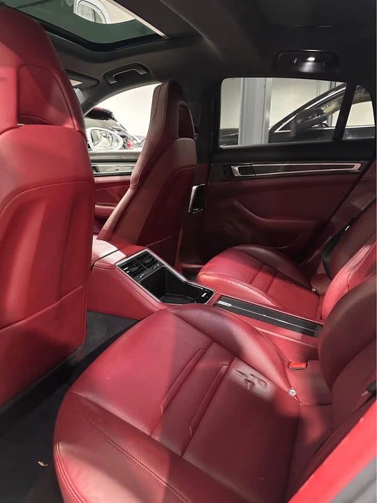 2017 Porsche 971 Panamera - Image 7 of 8