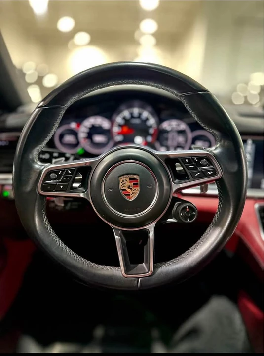 2017 Porsche 971 Panamera - Image 8 of 18