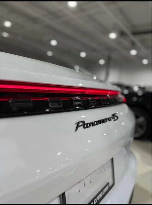 2017 Porsche 971 Panamera - Image 7 of 18
