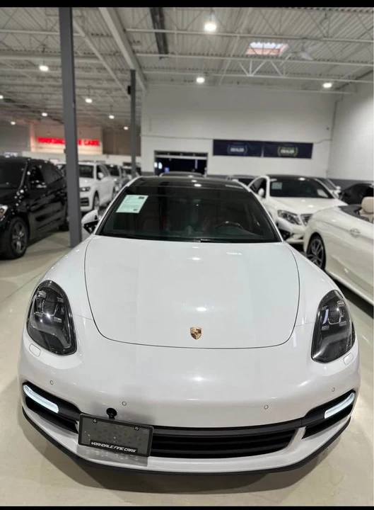 2017 Porsche 971 Panamera - Image 2 of 18