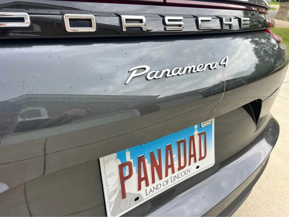 2017 Porsche 971 Panamera - Image 19 of 19