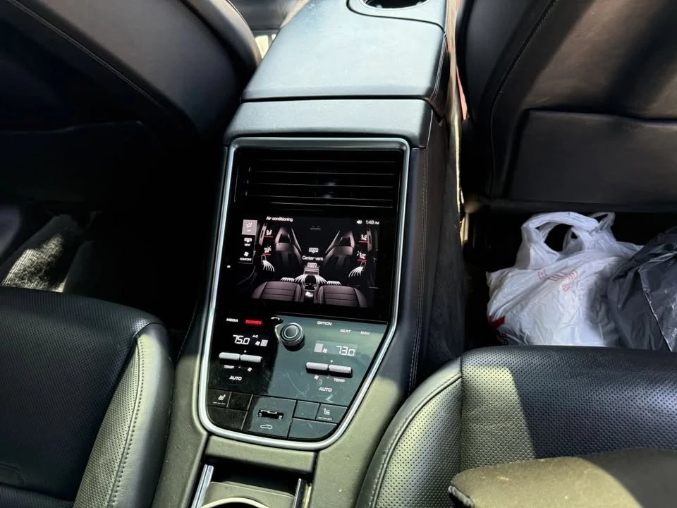 2017 Porsche 971 Panamera - Image 13 of 17