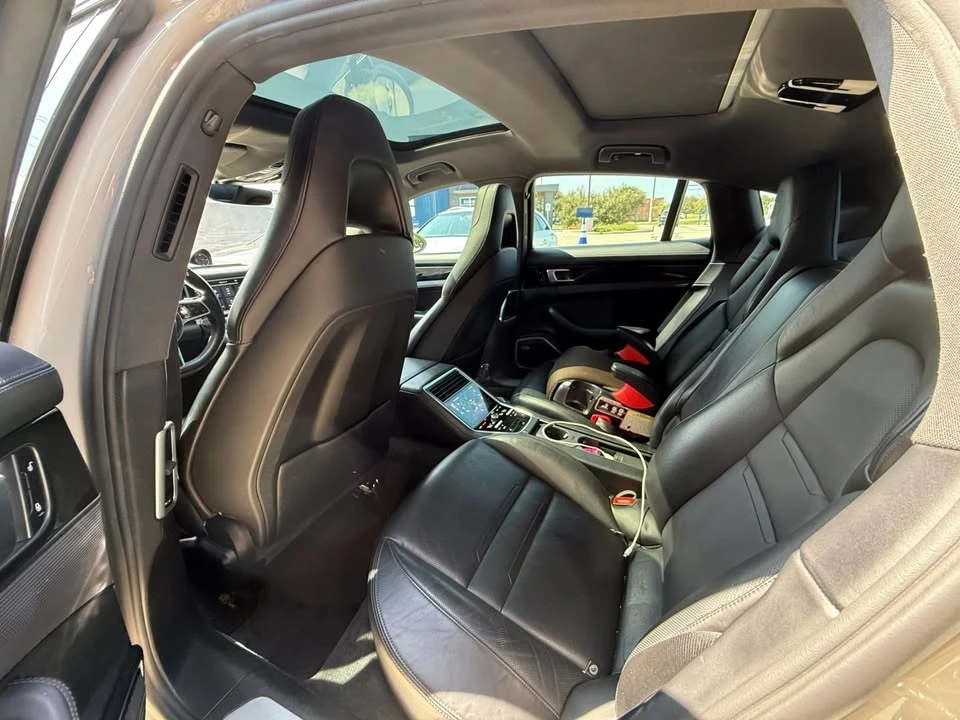 2017 Porsche 971 Panamera - Image 10 of 17