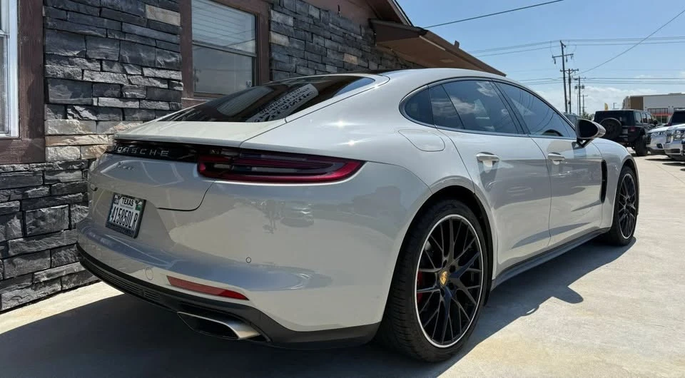 2017 Porsche 971 Panamera - Image 7 of 17