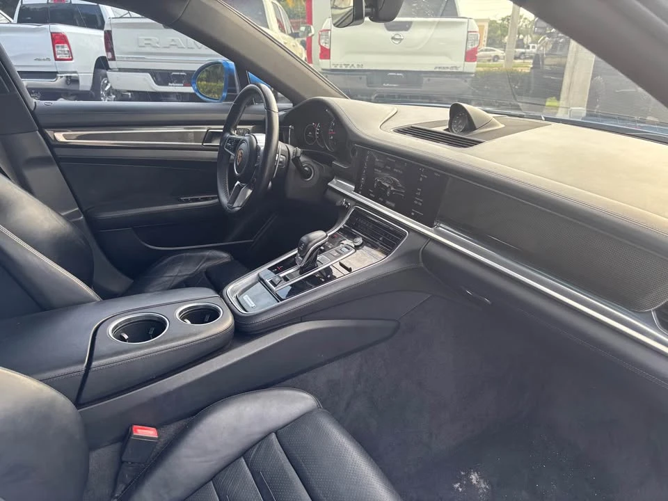 2017 Porsche 971 Panamera - Image 14 of 15