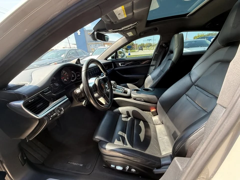 2017 Porsche 971 Panamera - Image 9 of 17